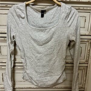Amazon Women's Long Sleeve Scoop Neck Top - Light Gray Heather matching set